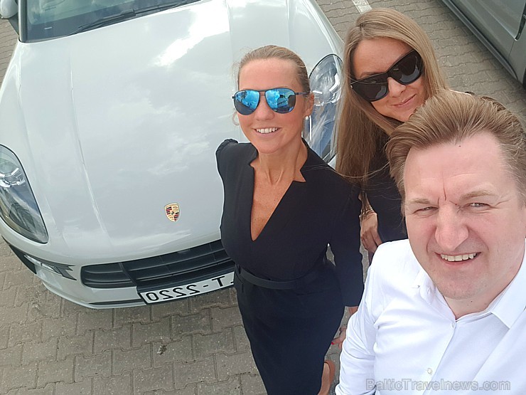 Travelnews.lv apceļo Latgali un Sēliju ar jauno «Porsche Macan» 