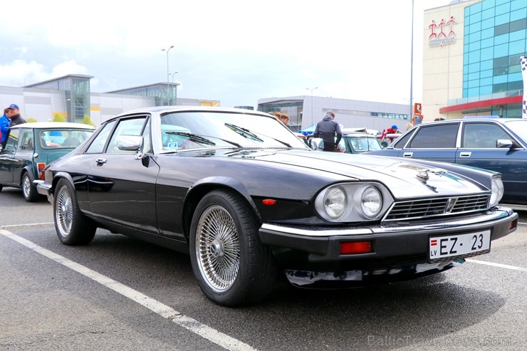 Latvijas Antīko automobiļu kluba «Youngtimer Rally» sekcija rīkoja 5.05.2019 «Youngtimer Cars&Coffee 2019» salidojumu