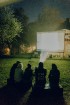 Ar dejām lietū, mīšanos pa sauli un dokumentālo filmu skatīšanos Valmierā  aizvadīts neparasts nedēļas nogales piedzīvojums - festivāls Kino Pedālis 24