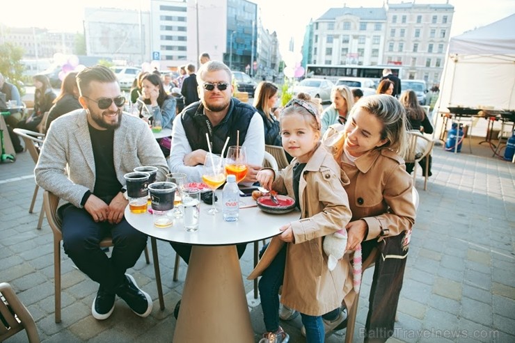 4 zvaigžņu viesnīca «Mercure Riga Centre» svinīgi atzīmē piekto Dzimšanas dienu