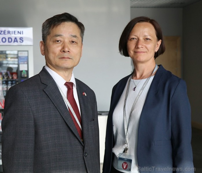 Rīgā 24.05.2019 pirmo reizi ierodas tūristi no Dienvidkorejas ar tiešo «Korean Air» čarterlidojumu Rīgā 24.05.2019 pirmo reizi ierodas tūristi no Dienvidkorejas ar tiešo «Korean Air» čarterlidojumu 254933