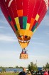 Festivāla laikā virs Kuldīgas krāšņi pacēlās vairākas gaisa balonu ekipāžas un priecēja kuplo apmeklētaju pulku 15