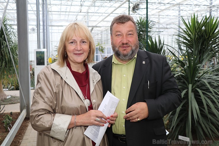 Kafijas vairumtirgotājs «Paulig Coffee Latvia» kafijas biezumus vedīs pētnieku eksperimentiem sadarbībā ar Nacionālā botāniskā dārzu un «Eco Baltia» 255456