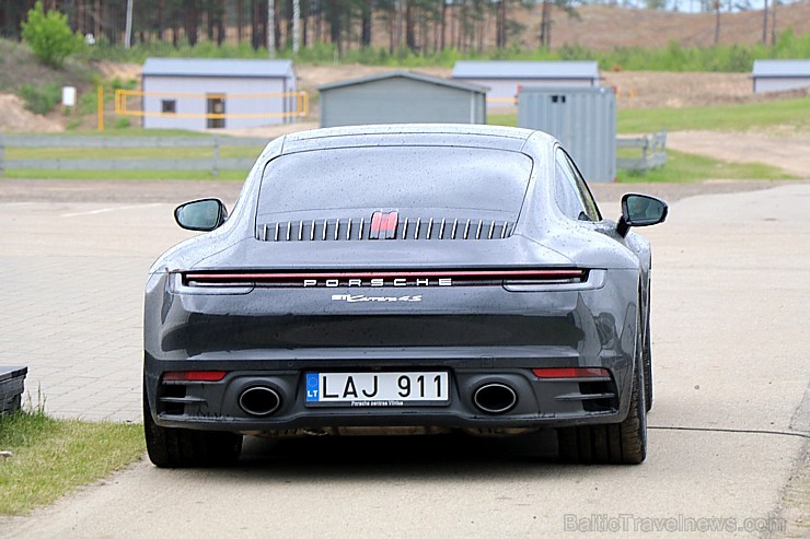 Travelnews.lv piedalās «Porsche Road Tour 2019» un izbauda 10 spēkratu spējas dažādos apstākļos