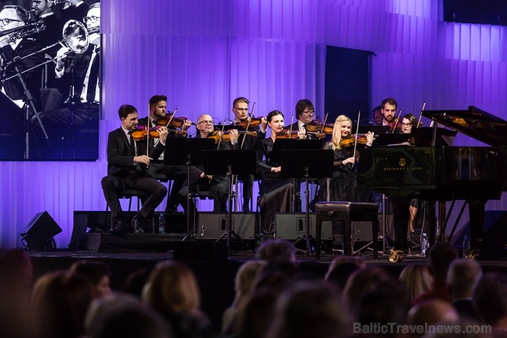 Ar krāšņu Maestro Raimonda Paula kino mūzikas koncertu Jūrmalā atklāj 2019. gada Dzintaru koncertzāles vasaras sezonu