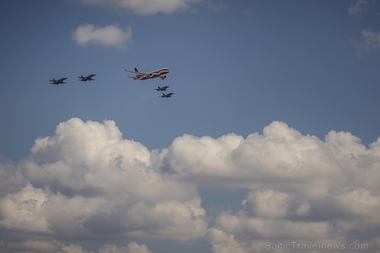 Aviācijas bāzē Lielvārdē 8.06.2019. norisinājās aviācijas paraugdemonstrējumi, kas veltīti Gaisa spēku simtgadei 256524