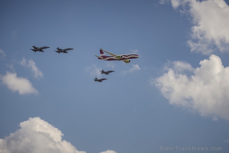 Aviācijas bāzē Lielvārdē 8.06.2019. norisinājās aviācijas paraugdemonstrējumi, kas veltīti Gaisa spēku simtgadei 256527