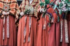 Jau vairākus gadus līgotāji, kuriem tuvāka ir tradicionālā Jāņu svinēšana, pulcējas Rīgas augstākajā kalnā – Dzegužkalnā 9