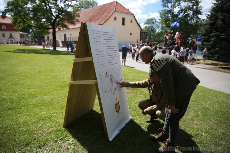 Cēsīs ar plašu pasākumu programmu 22.06.2019 svinēja Latvijas Uzvaras dienu, atceroties Cēsu kauju notikumus pirms 100 gadiem 257552