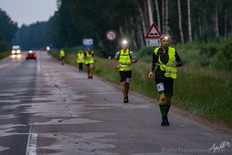 Vēsturiskais 107 km skrējiensoļojums Rīga - Valmiera šogad atzīmē 30 gadu jubileju. Pirmais skrējiens norisinājās 1989. gadā - trīs dienas pēc leģendā 257883