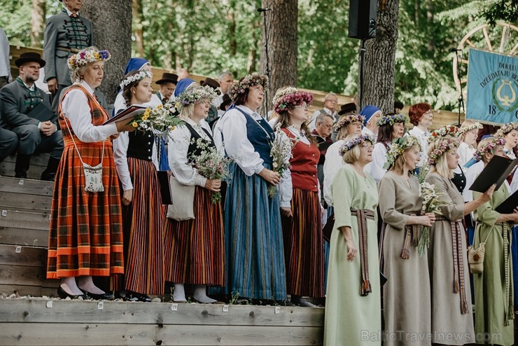 Šogad aprit 155. gadskārta kopš pirmajām dziesmu dienām, kas norisinājās Valmieras pusē - Dikļos 258130