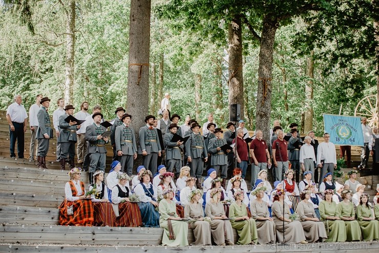 Šogad aprit 155. gadskārta kopš pirmajām dziesmu dienām, kas norisinājās Valmieras pusē - Dikļos Šogad aprit 155. gadskārta kopš pirmajām dziesmu dienām, kas norisinājās Valmieras pusē - Dikļos 258139