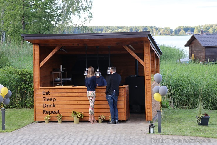 Baltezera krastā ir atvērts jauns un perspektīvs restorāns «Lake House Resto»