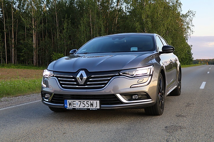 Travelnews.lv apceļo Latviju ar jauno «Renault Talisman» 259117