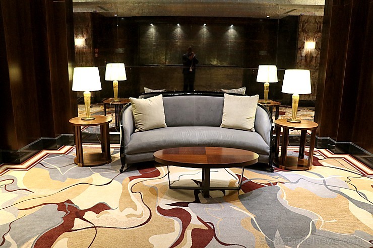 Viesnīcas «Grand Hotel Kempinski Riga» 1.stāva interjeru var baudīt bez maksas
