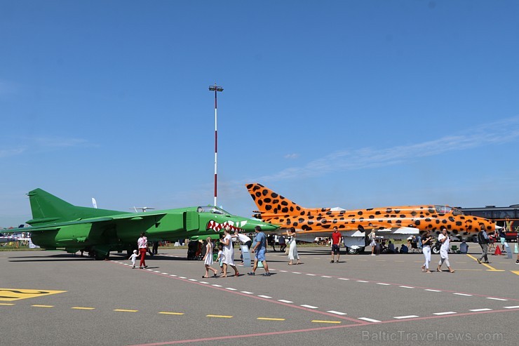 Tukumā 2019.gada 20. un 21.jūlijā kuplā skaitā pulcējas avio šova cienītāji uz «Wings Over Baltics Airshow 2019» 259455