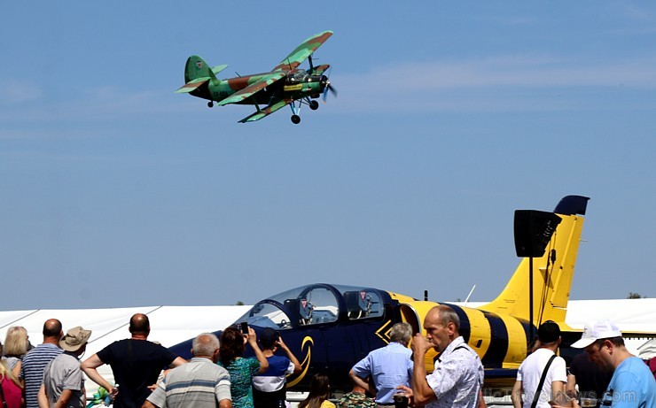Tukumā 2019.gada 20. un 21.jūlijā kuplā skaitā pulcējas avio šova cienītāji uz «Wings Over Baltics Airshow 2019» 259460