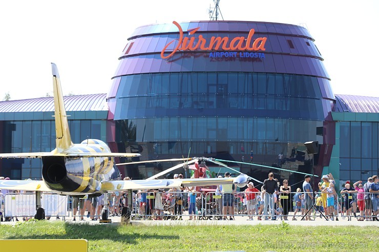 Tukumā 2019.gada 20. un 21.jūlijā kuplā skaitā pulcējas avio šova cienītāji uz «Wings Over Baltics Airshow 2019» 259481
