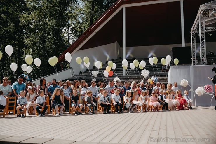 Ar svētku koncertiem, sportiskām aktivitātēm un pat dabai draudzīgiem pasākumiem svin 10. Balvu novada svētkus 