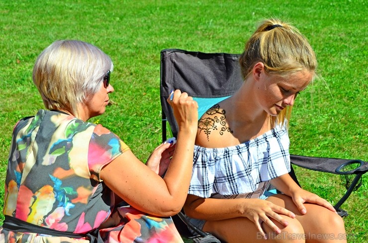 Sklandrauši ir pirmais Latvijas pārtikas produkts, kura ražošanu aizsargā Eiropas Savienība - šis gardums ir iekļauts Eiropas Komisijas reģistra sara Sklandrauši ir pirmais Latvijas pārtikas produkts, kura ražošanu aizsargā Eiropas Savienība - šis gardums ir iekļauts Eiropas Komisijas reģistra sara 260495