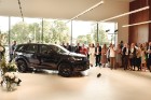 Ar ekskluzīvu auto prezentāciju Jaguar Land Rover zīmolu pārstāvis Inchcape Motors atklāj Baltijā lielāko Jaguar Land Rover autocentru 26