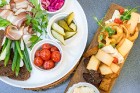 Restorāns Simmer Jūrmalā viesus pārsteidz ar jaunu ēdienkarti 7