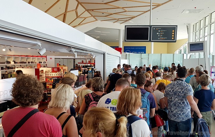 Travelnews.lv lido uz Gruzijas lidostu Kutaisi ar Ungārijas zemo cenu lidsabiedrību «Wizzair» 260804