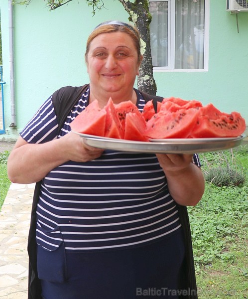 Travelnews.lv izbauda pusdienas gruzīnu mājas virtuves restorāna «Sormoni» Kutaisi tuvumā 261089