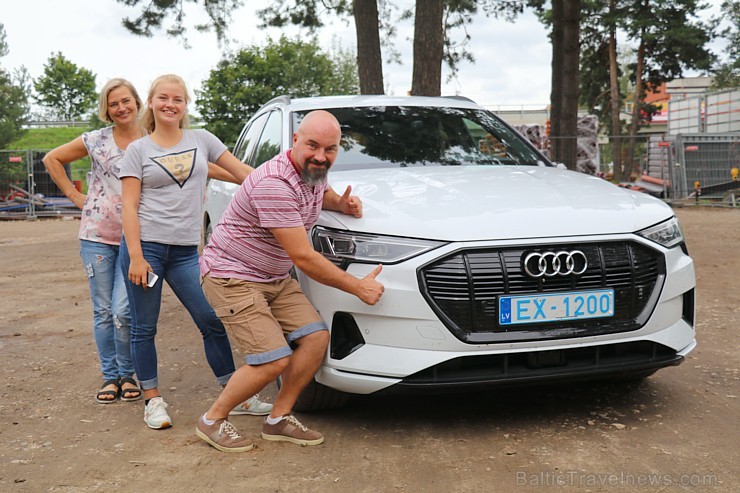 Travelnews.lv apceļo Zemgali un Vidzemi ar jauno un elektrisko «Audi e-tron» 261658