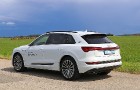 Travelnews.lv apceļo Zemgali un Vidzemi ar jauno un elektrisko «Audi e-tron» 2