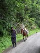 Travelnews.lv izbrauc Gruzijas autostrādes, kalnu asfalta ceļus un vēro dažādos žogu vārtus 31