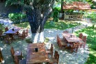 Travelnews.lv izbauda garšīgas un bagātīgas pusdienas restorānā «Chveni Ezo», kas atrodas uz ziemeļiem no Tbilisi 2