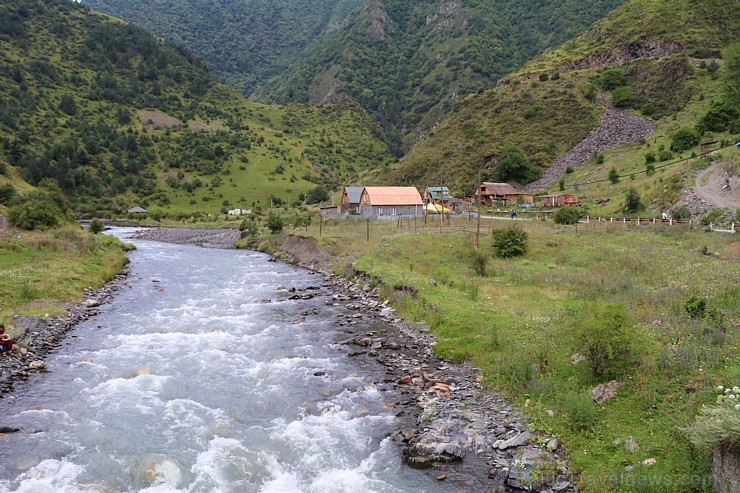 Travelnews.lv divas dienas pavada Kaukāza kalnu ciematā Šatili. Atbalsta: Georgia.Travel 263013