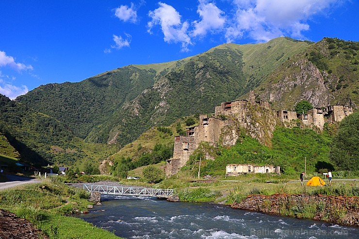 Travelnews.lv iepazīst UNESCO Pasaules mantojuma kandidātu - Šatili viduslaiku cietoksni. Atbalsta: Georgia.Travel 263185