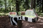 Gulbenes novadā Stradu pagasta esošajā Stāķu parkā, ir izvietots dīvāns, atpūtas krēsls un galds, uz kura var spēlēt šahu, un tas viss veidots skaistā 1