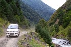 Ar 4x4 mikroautobusu izbraucam maršrutu Šatili - Mutso Kaukāza kalnos. Atbalsta: Georgia.Travel 10