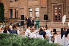 Viesnīcas Park Hotel Latgola restorāna PLAZA komanda 22.08.2019 rīkoja ekskluzīvas vakariņas neparastā vietā - Daugavpils Universitātes skvērā 20