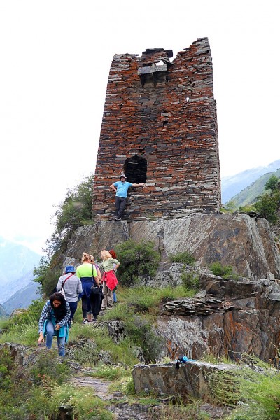 Travelnews.lv apmeklē Mutso ciemu Kaukāza kalnos un iepazīst viduslaiku cietoksni.  Atbalsta: Georgia.Travel 264052
