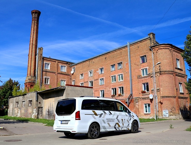 Travelnews.lv apceļo Latviju ar jauno biznesa klases mikroautobusu «Mercedes-Benz V-Klase» 265026