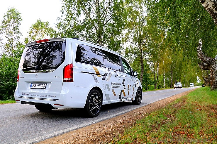 Travelnews.lv apceļo Latviju ar jauno biznesa klases mikroautobusu «Mercedes-Benz V-Klase» 265054