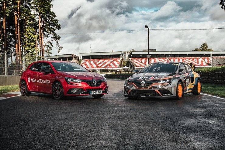 Travelnews.lv ar «Renault Mūsa Motors Rīga» atbalstu iepazīst Pasaules rallijkrosa čempionāta aizkulises Latvijā. Foto: Toms Svilāns 265714