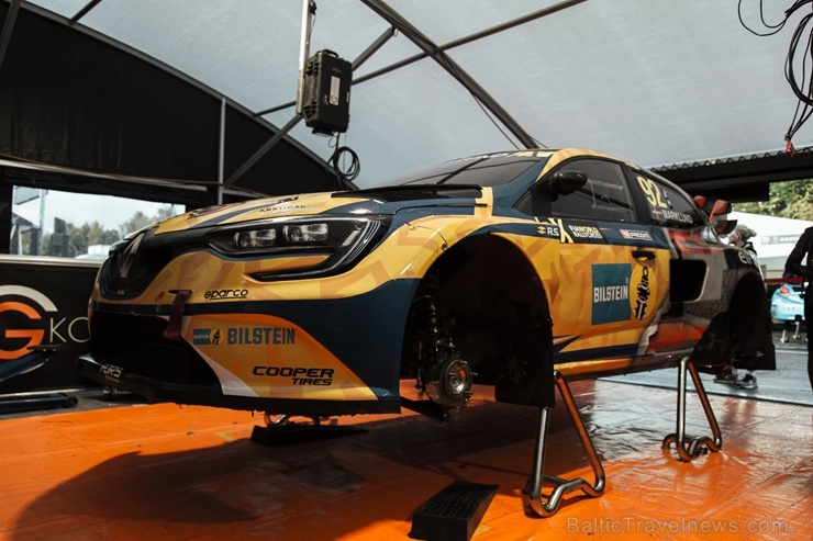 Travelnews.lv ar «Renault Mūsa Motors Rīga» atbalstu iepazīst Pasaules rallijkrosa čempionāta aizkulises Latvijā. Foto: Toms Svilāns 265736