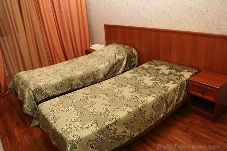 Travelnews.lv divas naktis nakšņo vienkāršā, bet viesmīlīgā Dombaja viesnīcā «Elbrus». Atbalsta: Magtur 266336