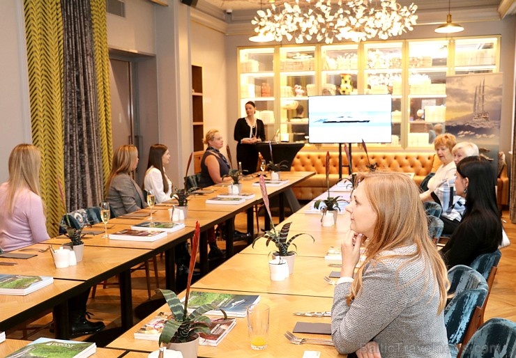 Tūrisma firma «Cruiselines» pie brokastu galda restorānā «Snob» iepazīstina ar  premium klases kruīzu kompāniju «Ponant» 266599