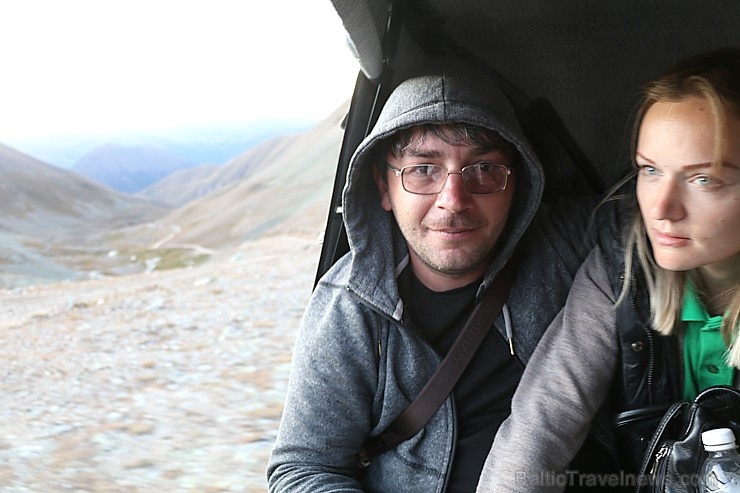 Travelnews.lv ar apvidus spēkratu «UAZ» dodas Kaukāza kalnu bezceļos. Atbalsta: Magtur 266669