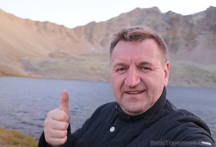Travelnews.lv ar apvidus spēkratu «UAZ» dodas Kaukāza kalnu bezceļos. Atbalsta: Magtur 266686