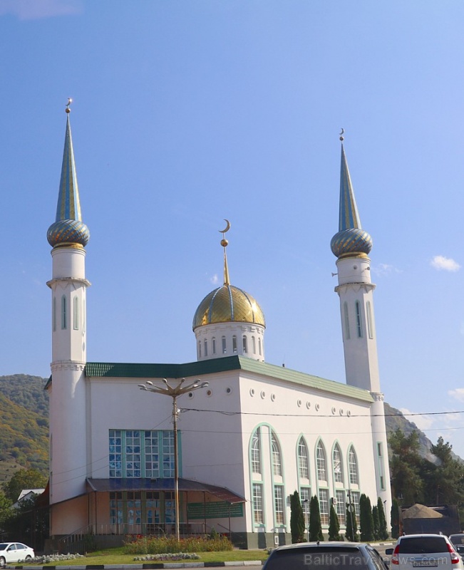 Travelnews.lv piefiksē dažus fotomirkļus Karačajevskas pilsētā, kas atrodas Ziemeļkaukāzā. Atbalsta: Magtur 267194