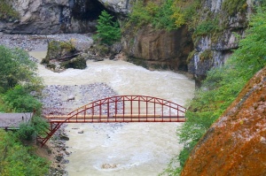 Travelnews.lv apmeklē tūristu iecienīto Čegemas ūdenskritumus Kabarda-Balkārija republikā. Atbalsta: Magtur 16