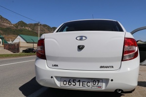 Travelnews.lv ceļo ar auto no Terskola Elbrusa piekājē uz Miņeraļnije Vodi. Atbalsta: Magtur 65
