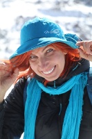 Travelnews.lv ar gaisa trošu vagoniņu uzbrauc sniegotajā Elbrusā līdz 3847 metriem. Atbalsta: Magtur 43